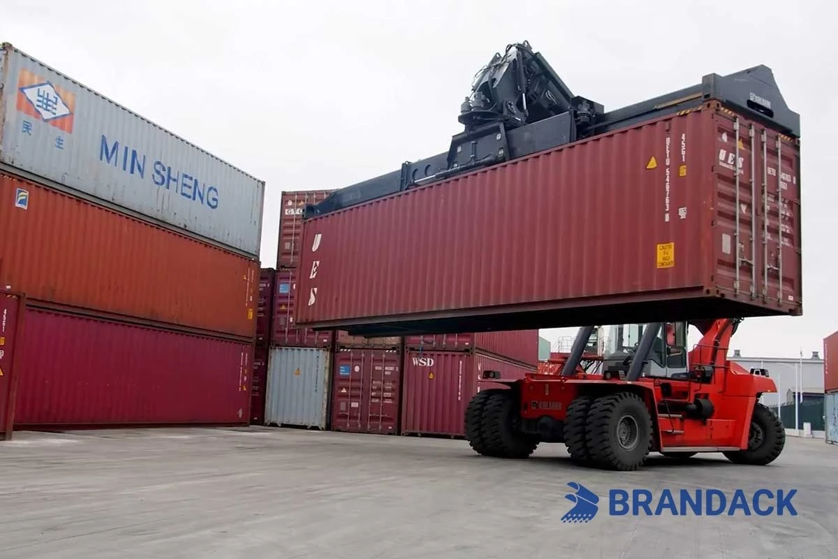 Logistica terminale portuale 01